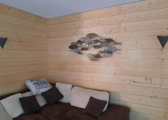 86m With Terrace Near The Beach! アパート