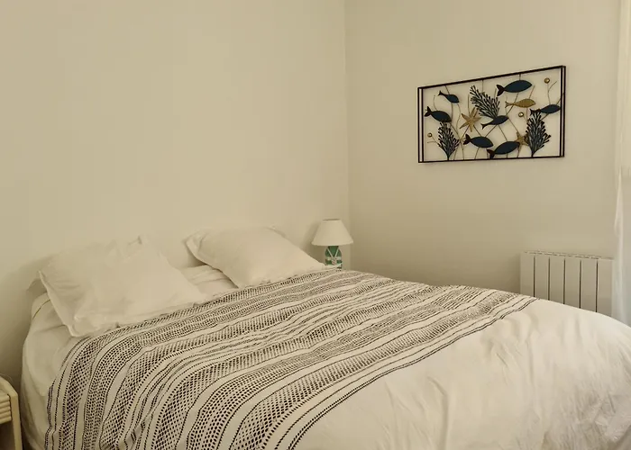 86m With Terrace Near The Beach! アパート アルカション