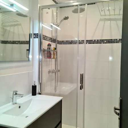 Apartmán 86m With Terrace Near The Beach! *