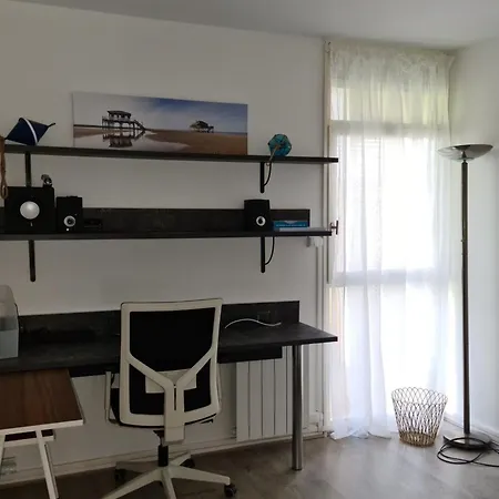 86m With Terrace Near The Beach! Αρασόν
